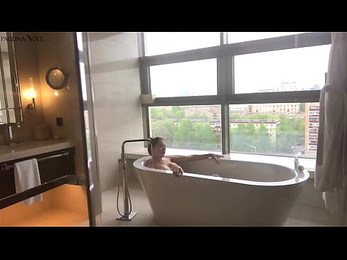 ❤️ 巨大的寶貝熱情地在浴室裡抽搐她的陰部 只是色情 在 zh-tw.tukifporno.ru ❤